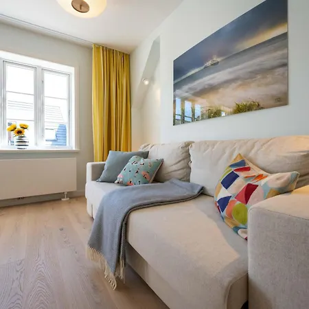 Altes Kapitaenshaus - Strandglueck