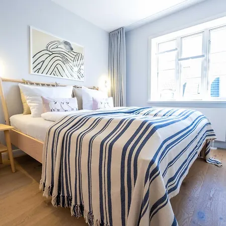 Apartment Altes Kapitänshaus - Strandglück *